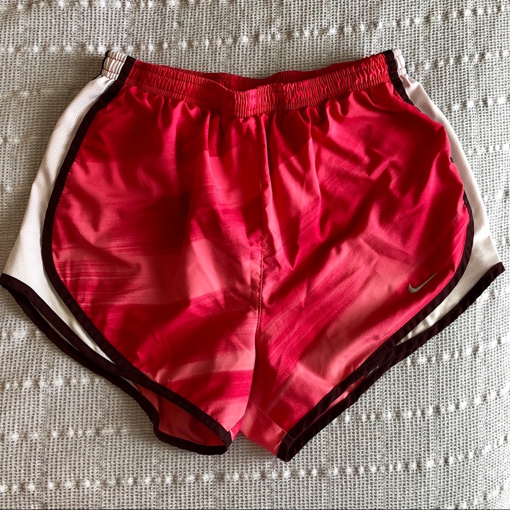 NIKE RUNNING SHORTS